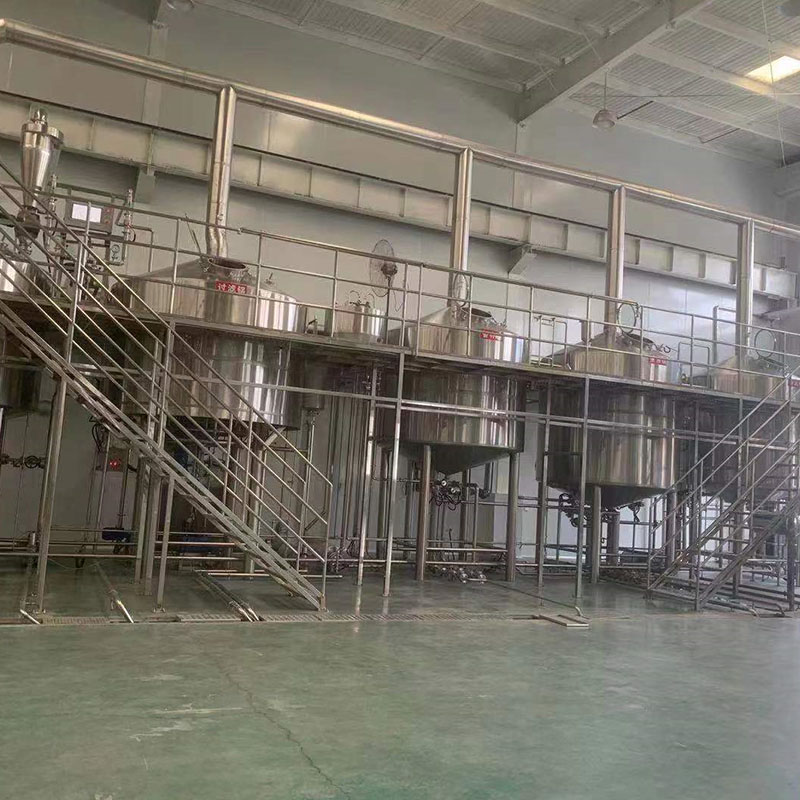 平桂精酿啤酒设备